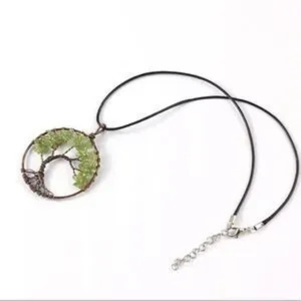 Handmade Necklaces Crystal Green Olivine Quartz?Peridot Stones